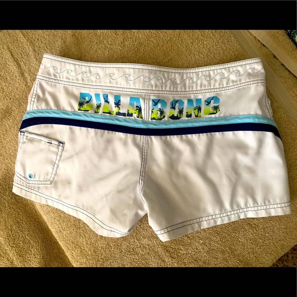 Billabong shorts, It’s That Time of Year!